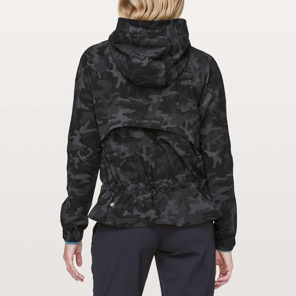 Lululemon Pack It Up Jacket Incognito Camo Multi Grey 2018 Style #: W4AVRS Sz 4 - Picture 2 of 8